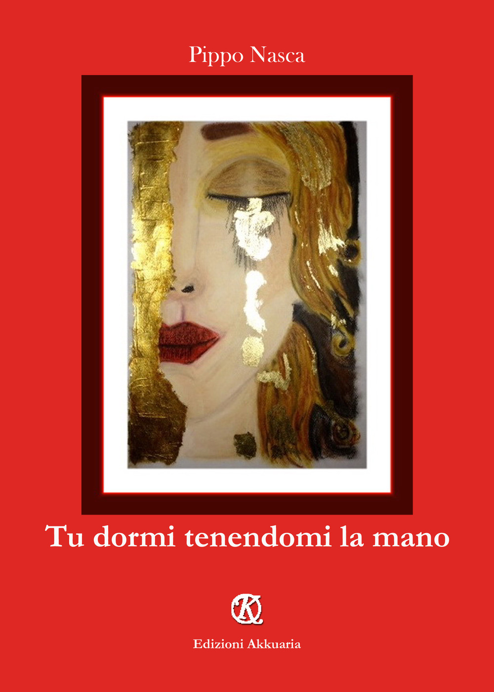 Tu dormi tenendomi la mano