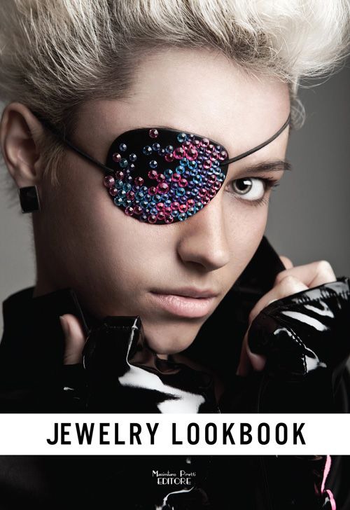 Jewelry lookbook. Gioielli contemporanei fatti a mano. Ediz. illustrata