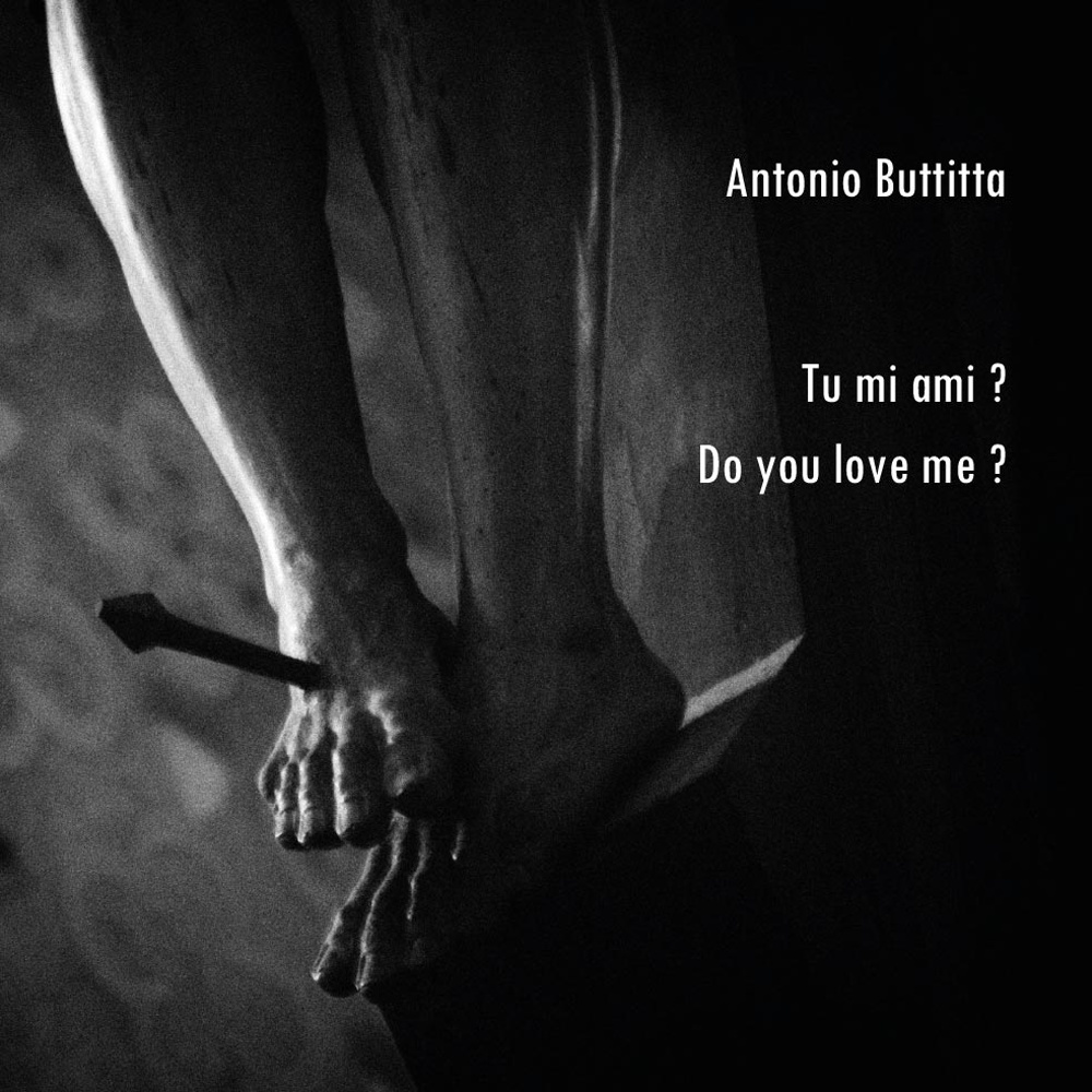 Tu mi ami? Do you love me? Ediz. illustrata
