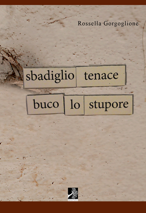 Sbadiglio tenace buco lo stupore