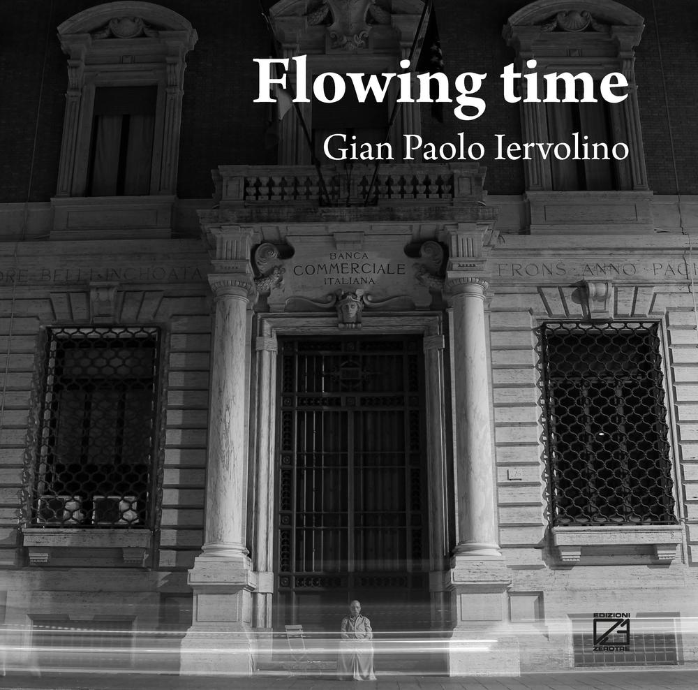 Flowing time. Ediz. multilingue